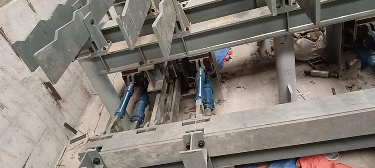 Gear-Rack Stepping Cold Bed